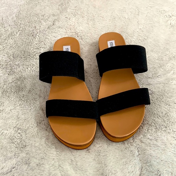 Steve Madden sandals - Picture 1 of 3